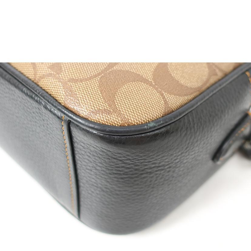 COACH（コーチ） コーチ/STAR WARS シグネチャーショルダーバッグ