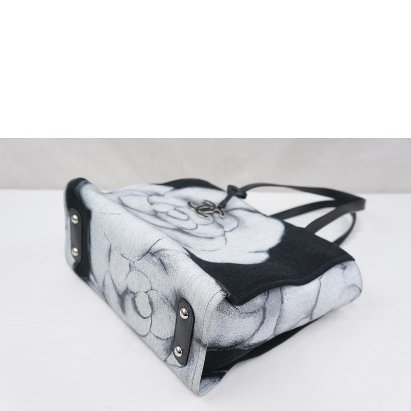 ★極美品★CHANEL★シャネル★カメリア★ホワイト★ヴィンテージ CHANEL（シャネル） シャネル/カメリアキャンバスレザートート/A91422