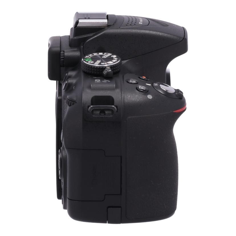 Nikon ニコン/デジタル一眼/D5300 ボディ/2079770/Bランク/67【中古】 Nikon ニコン/デジタル一眼/D5300 ボディ/2079770/Bランク/67【中古