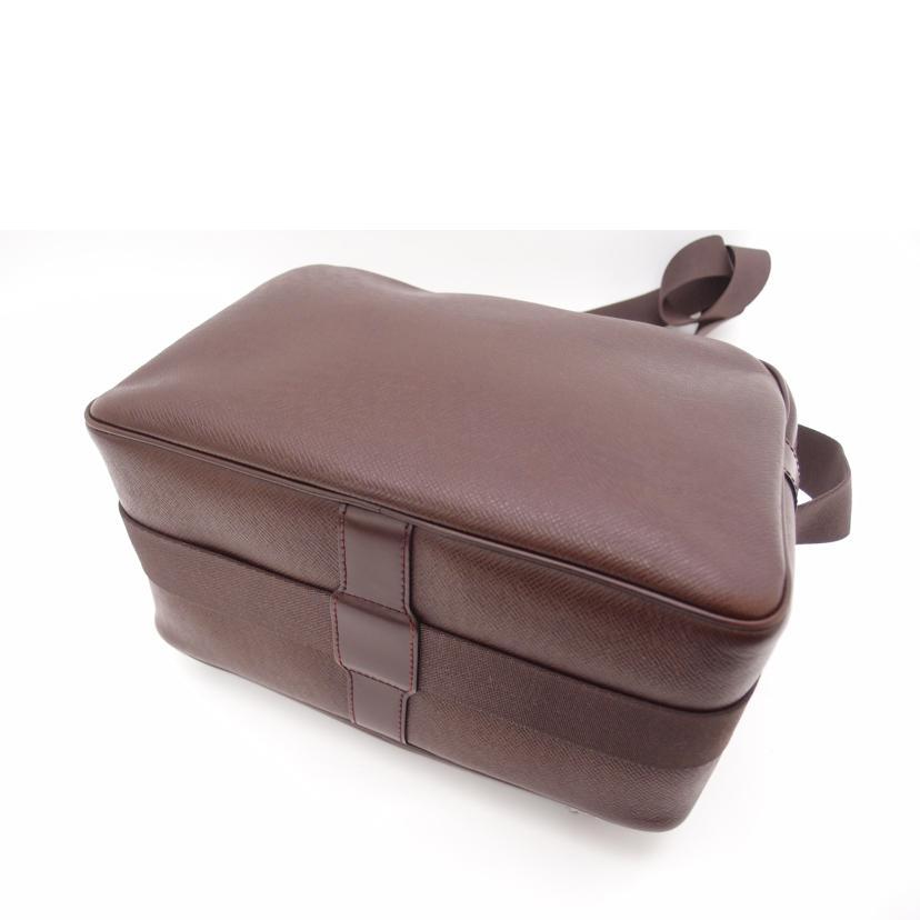 LOUIS VUITTON ルイ・ヴィトン ショルダー 斜め掛け レザー