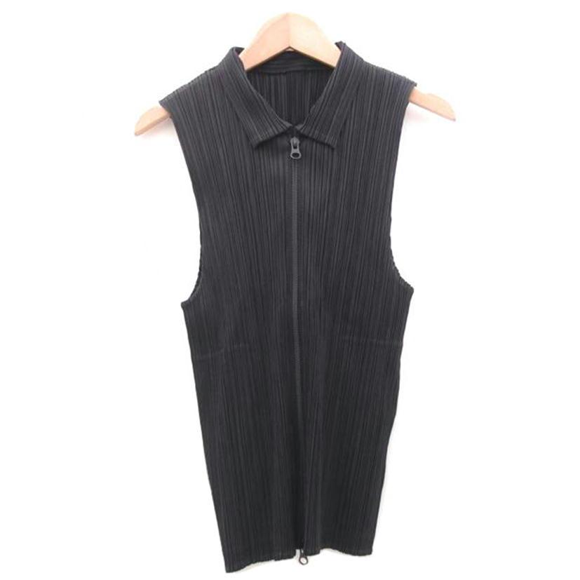 PLEATS PLEASE ISSEY MIYAKE プリーツプリーズ イッセイミヤケ/トップス/2/レディースインナー/SAランク/69【中古】 PLEATS PLEASE（プリーツ プリーズ） イッセイミヤケ トップス/2