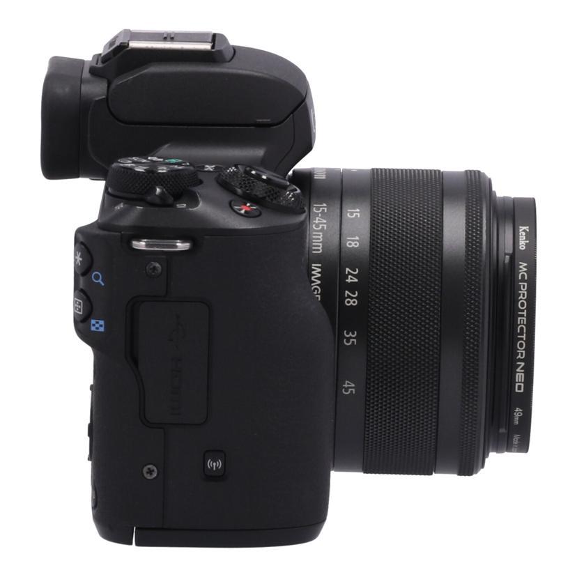Canon キャノン/ミラーレス一眼/EOS Kiss M ダブルズームキット/111030001527/Bランク/69【中古】 キヤノン（Canon） キャノン/ミラーレス一眼/EOS Kiss M ダブルズーム