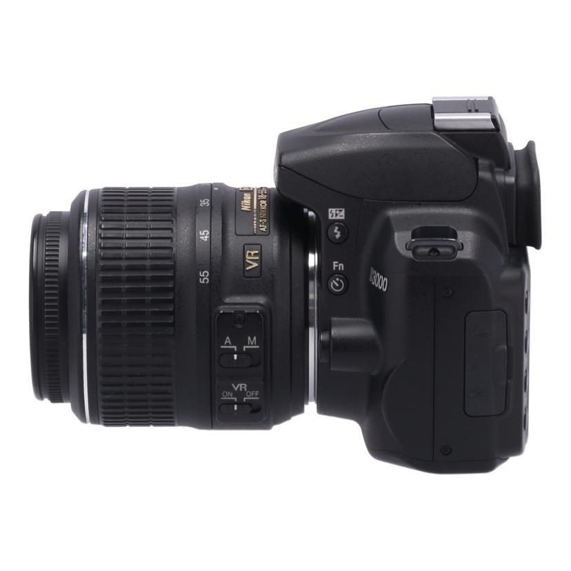 Nikon ニコン/デジタル一眼/D3000 ダブルズームキット/2107734/Bランク/69【中古】 Nikon ニコン/デジタル一眼/D3000 ダブルズームキット/2107734/B