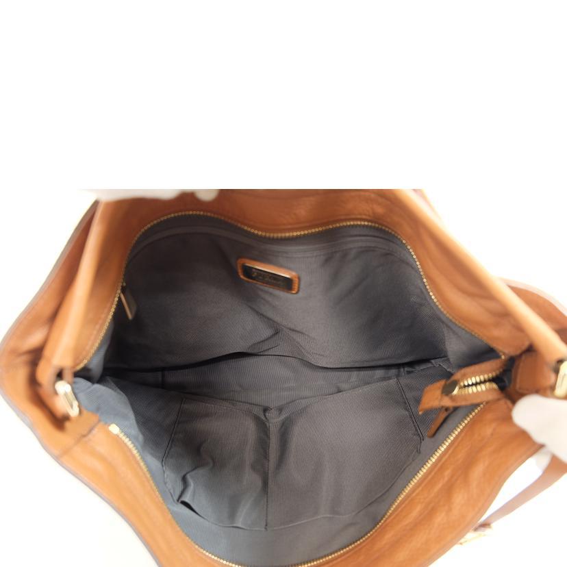 FURLA フルラ/レザーワンショルダートート/Aランク/71【中古】 FURLA（フルラ） フルラ/レザーワンショルダートート/Aランク/71【中古