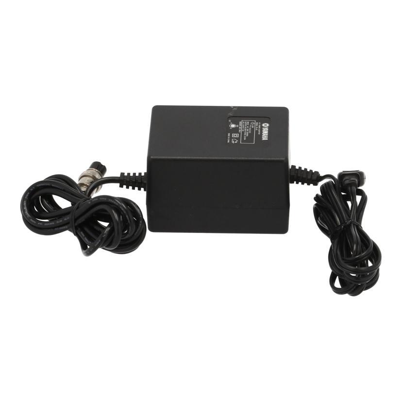 ジャンク YAMAHA MG12/4 アナログミキサー アダプターセット ジャンク YAMAHA MG12/4 アナログミキサー アダプターセット