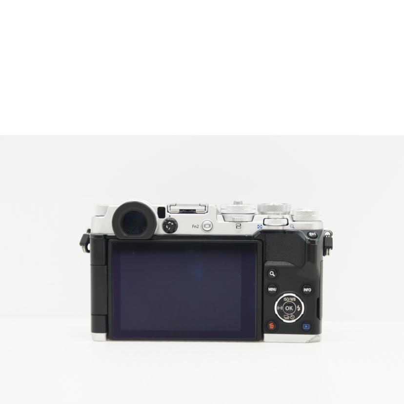 OLYMPUS/ミラーレス一眼/PEN-F/BHNA13530/Bランク/75【中古】 OLYMPUS/ミラーレス一眼/PEN-F/BHNA13530/Bランク/75【中古