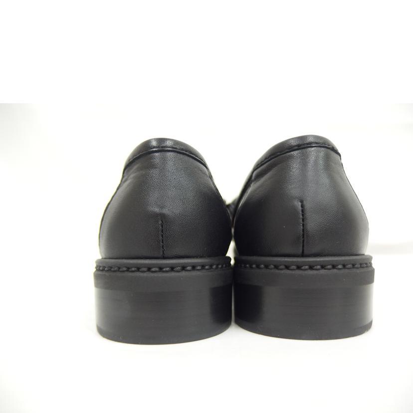 CHANEL 黒 レザー ローファー キルティング