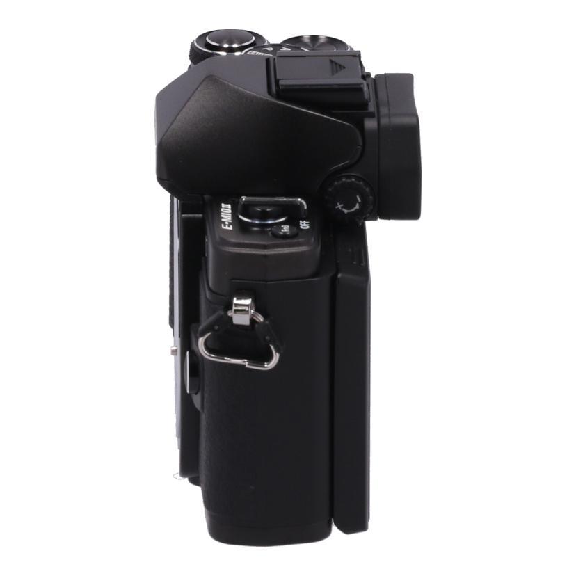 OLYMPUS オリンパス/ミラーレス一眼 ダブルズームキット/E-M10 MarkII EZ/BHLA47761/ABランク/82【中古】 OLYMPUS オリンパス/ミラーレス一眼 ダブルズームキット/E-M10 MarkII