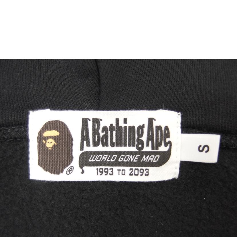 A BATHING APE ア ベイシング エイプ/APE マルチプリント A BATHING APE ア ベイシング エイプ/APE マルチプリント