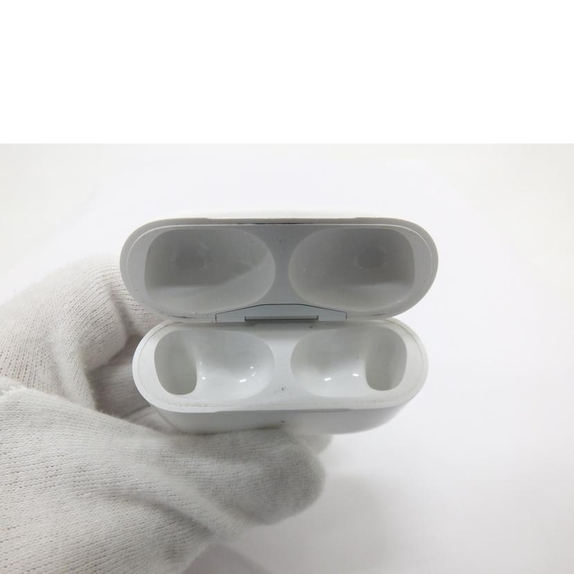 Apple APPLE/AirPods/MLWK3J/A/GX9H22NZ1059/Bランク/88【中古