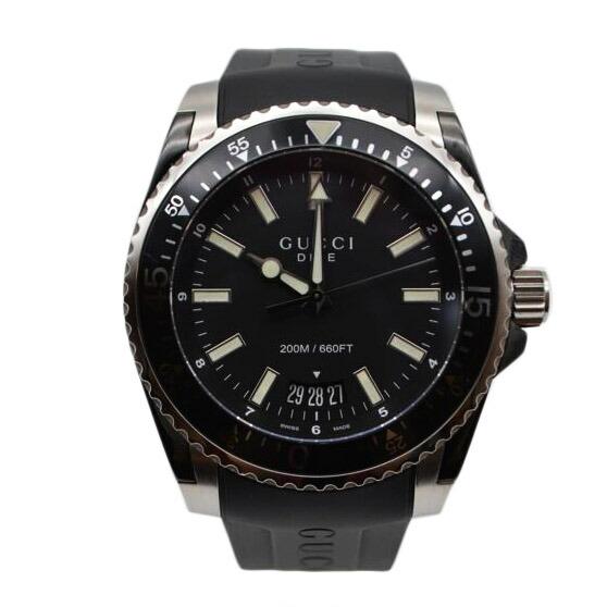 クーティー GUCCI グッチ/グッチダイヴデイトラバークォーツ/YA136204/151