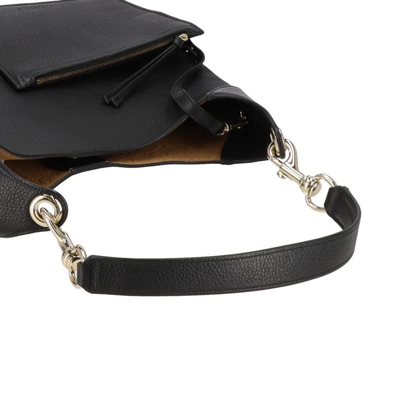 GUCCI グッチ　ショルダーバッグ GUCCI グッチ オールドグッチ ショルダーバッグ シェリーライン