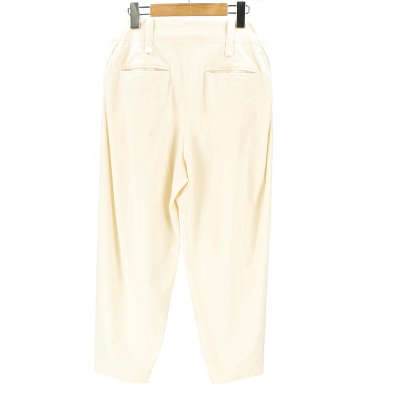 ISSEY MIYAKE（イッセイミヤケ） イッセイミヤケ/ROUND テーパード