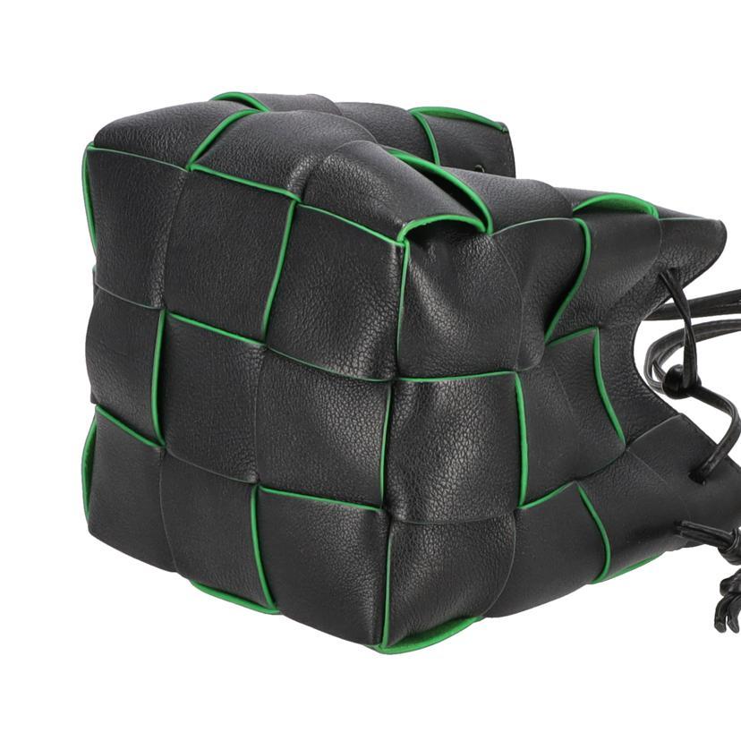 BOTTEGA VENETA ボッテガヴェネタ/マキシイントレチャート/カセットミニバケットバッグ/680217/ABランク/91【中古】 BOTTEGA VENETA（ボッテガ・ヴェネタ） ボッテガヴェネタ/マキシ