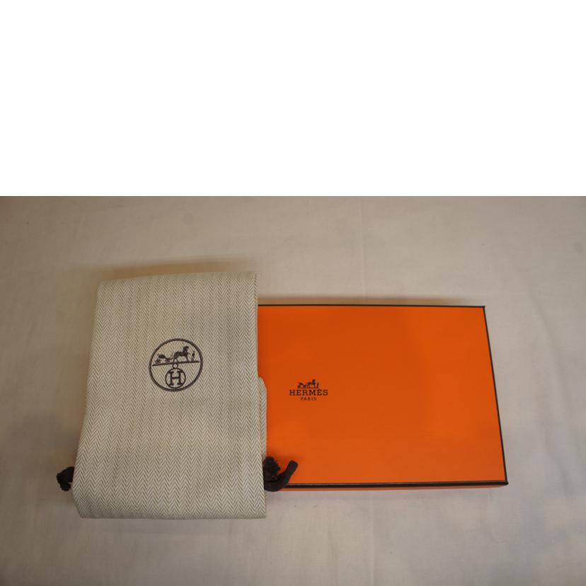 【未使用】HERMES スカーフ 専用ボックス付き エルメス 楽天市場】エルメス （HERMES） 二つ折り 財布 ボックスカーフ