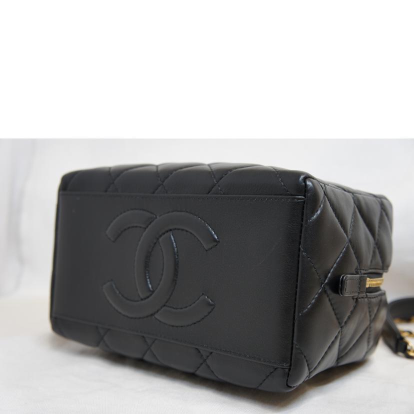 CHANEL シャネル/マトラッセラムスキンミニボーリング/AS4202/VAA*****/シャネル/SAランク/92【中古】 br>CHANEL シャネル/マトラッセラムスキンミニボーリング/AS4202/VAA