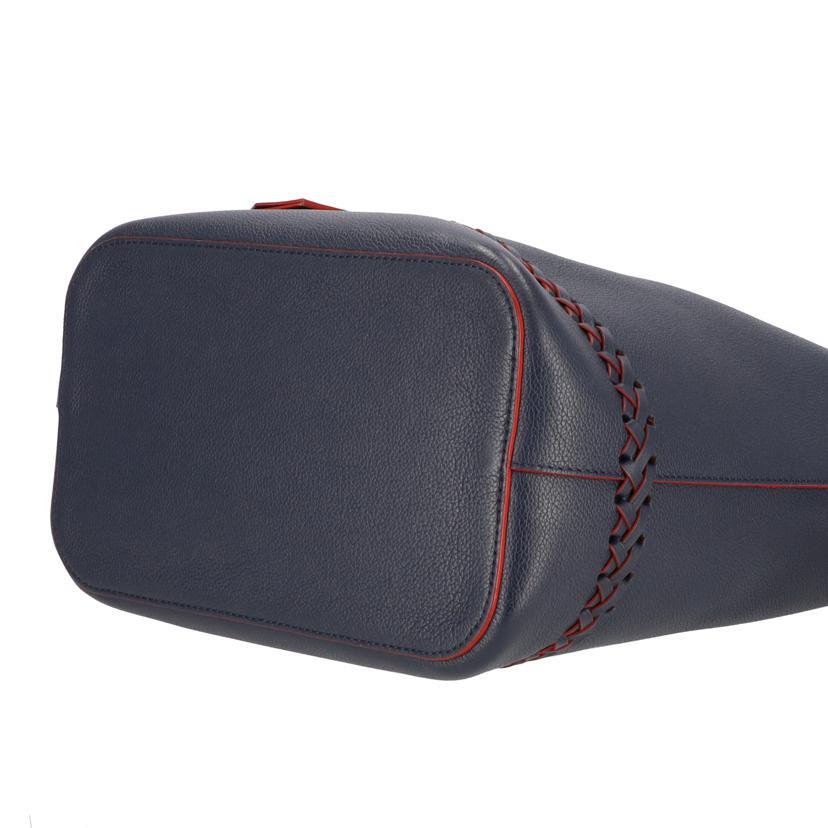 LOUIS VUITTON ルイ・ヴイトン/ロックミー・バケット/マリーヌルージュ/M54681/DU2***/ABランク/93【中古】 LOUIS VUITTON（ルイ・ヴィトン） ルイ・ヴイトン/ロックミー