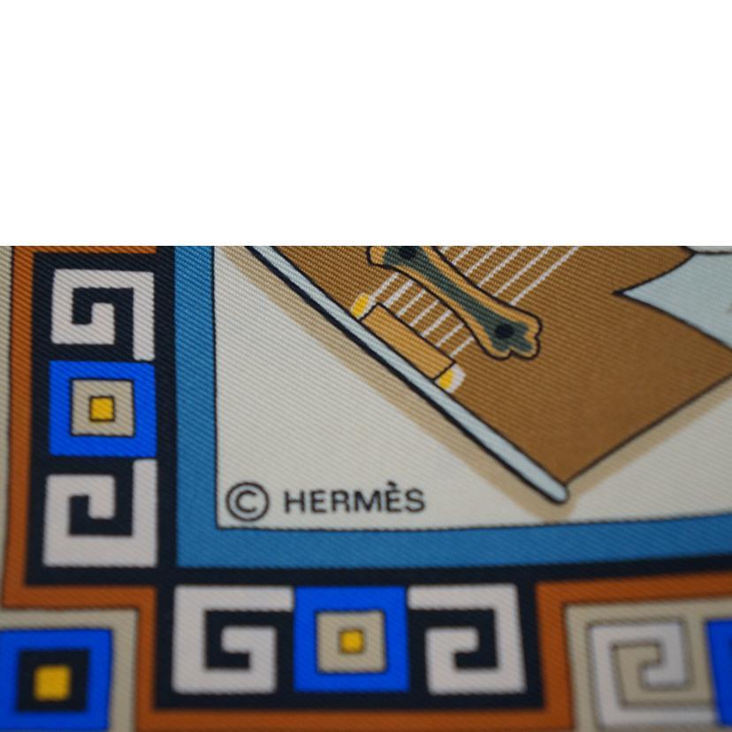 HERMES（エルメス） エルメス/カレ90神々の音楽 シルクスカーフ BEG