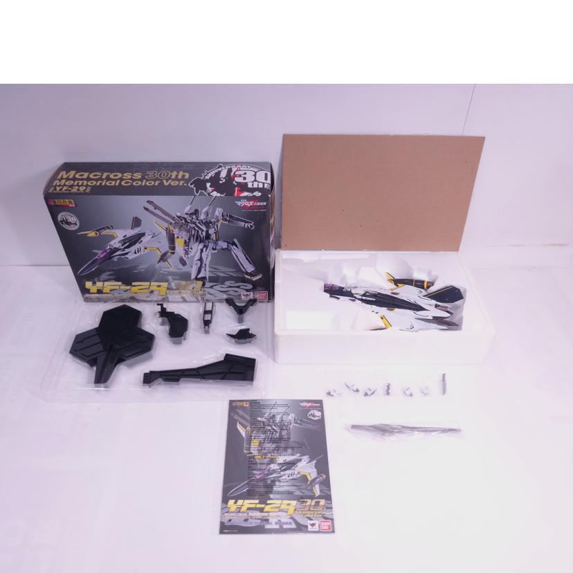BANDAI（バンダイ） バンダイ/YF−29デュランダルバルキリー(30周年