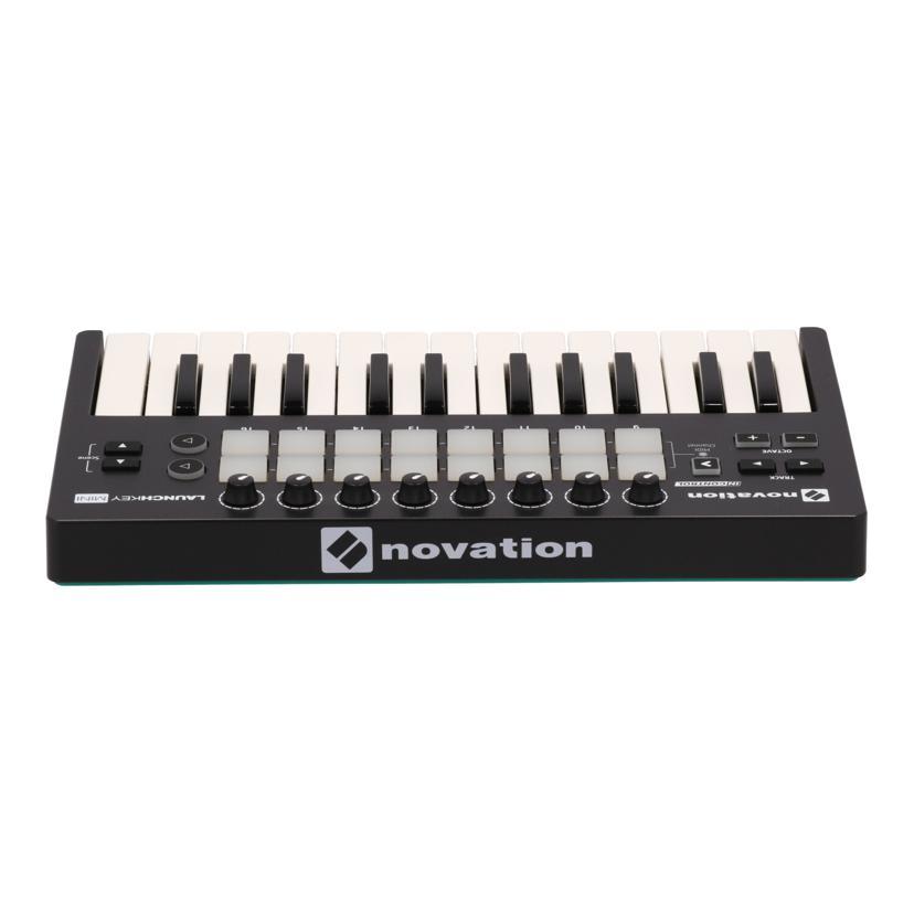 NOVATION/MIDIキーボード/LAUNCHKEY MINI/楽器関連/Bランク/70【中古】の画像