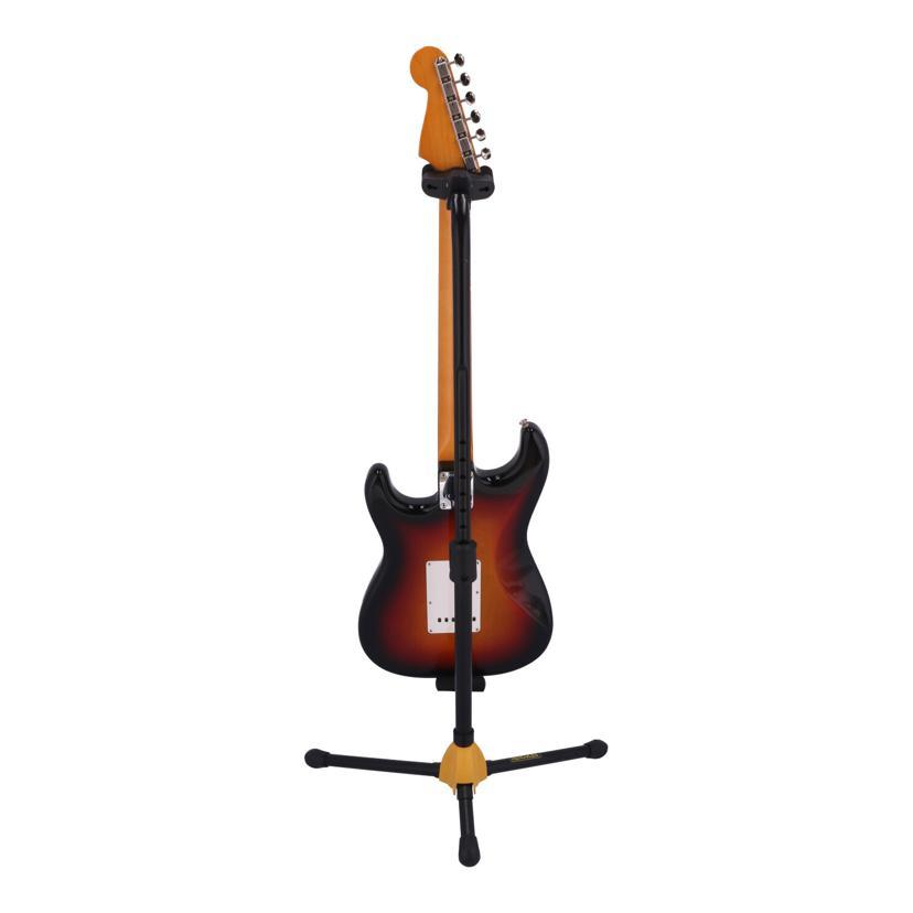 Fender USA フェンダー ユーエスエー/エレキギター/American Vintagr2 61Strato/V2214259/Aランク/70【中古】 Fender（フェンダー） Fender USA ユーエスエー/エレキギター/American