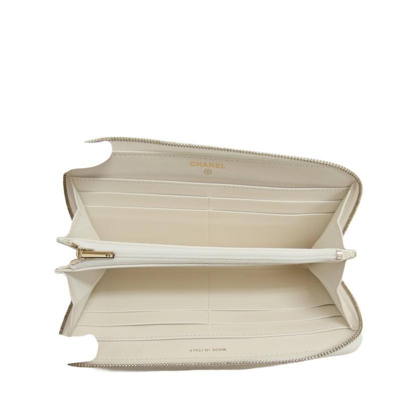 ⭐️美品⭐️CHANEL シャネル 財布 ケース キャビアスキン ホワイト CHANEL 並行輸入 シャネル 2つ折り財布 キャビアスキン WALLET