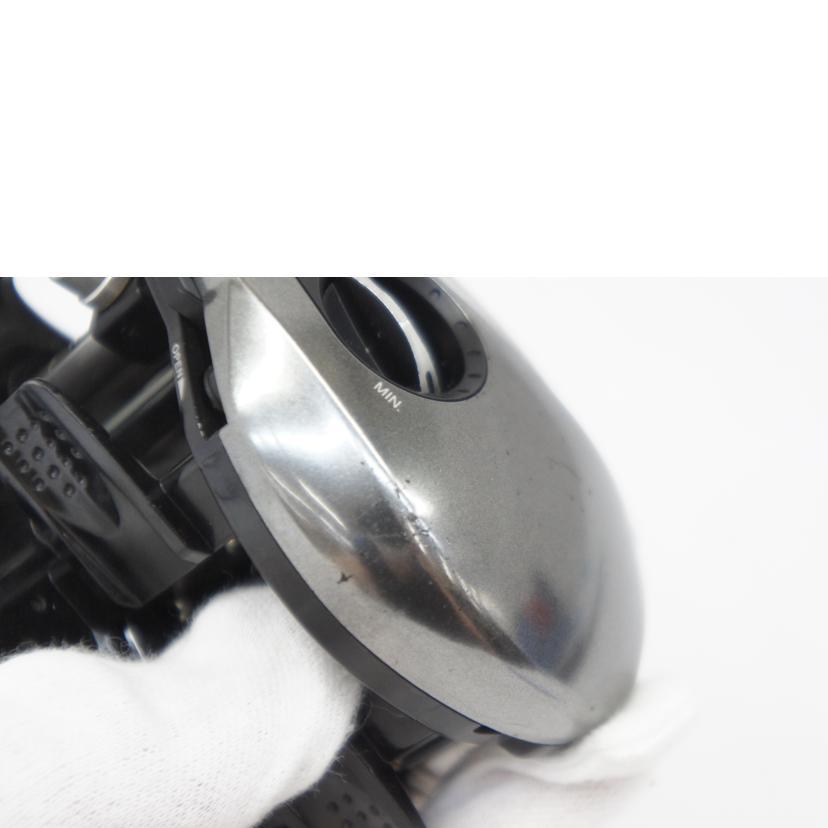 SHIMANO - SHIMANO シマノ/ANTARES 16アンタレスDC右/ベイトリール/03517/Bランク/05【中古】 シマノ SHIMANO シマノ/ANTARES 16アンタレスDC右/ベイトリール