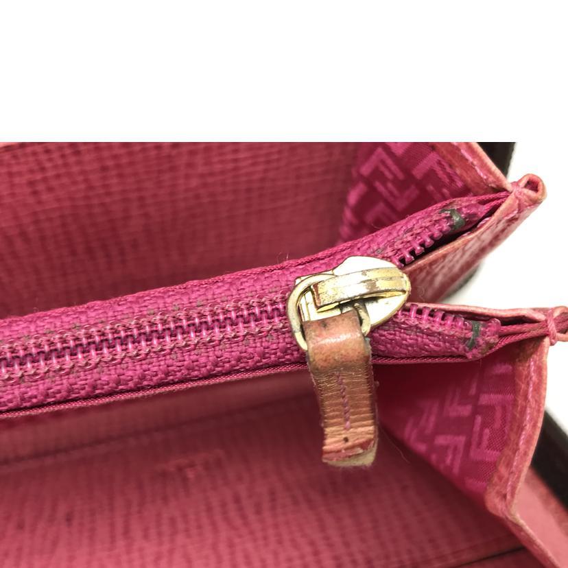 FENDI フェンディ/ズッカ柄ラウンドファスナー長財布/Bランク/51