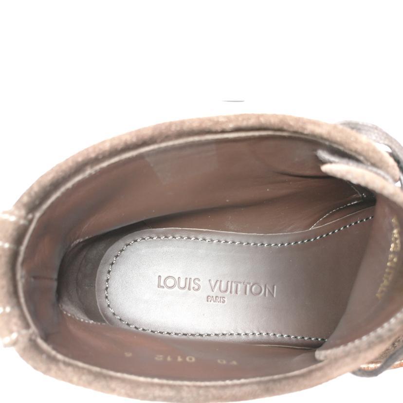 LOUIS VUITTON ルイ・ヴィトン/LVロゴ スエードチャッカブーツ/FD0112