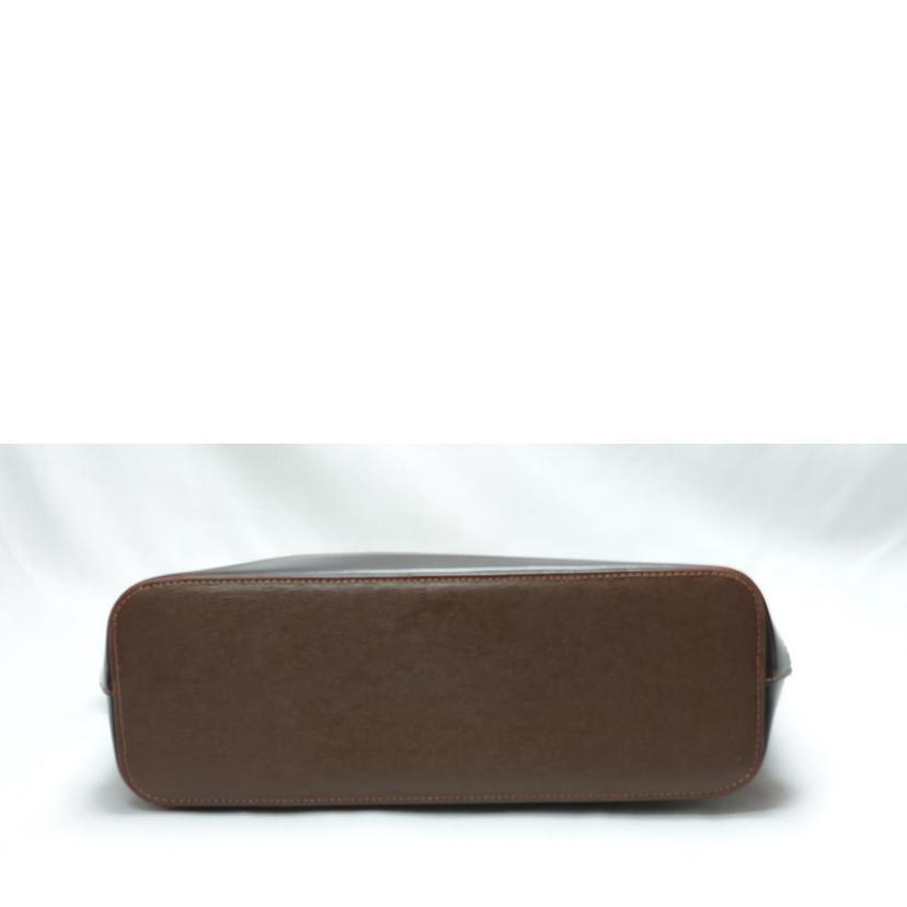 BURBERRY バーバリー/レザーワンショルダーバッグ/Bランク/88【中古】 BURBERRY - BURBERRY バーバリー/レザーワンショルダーバッグ/Bランク
