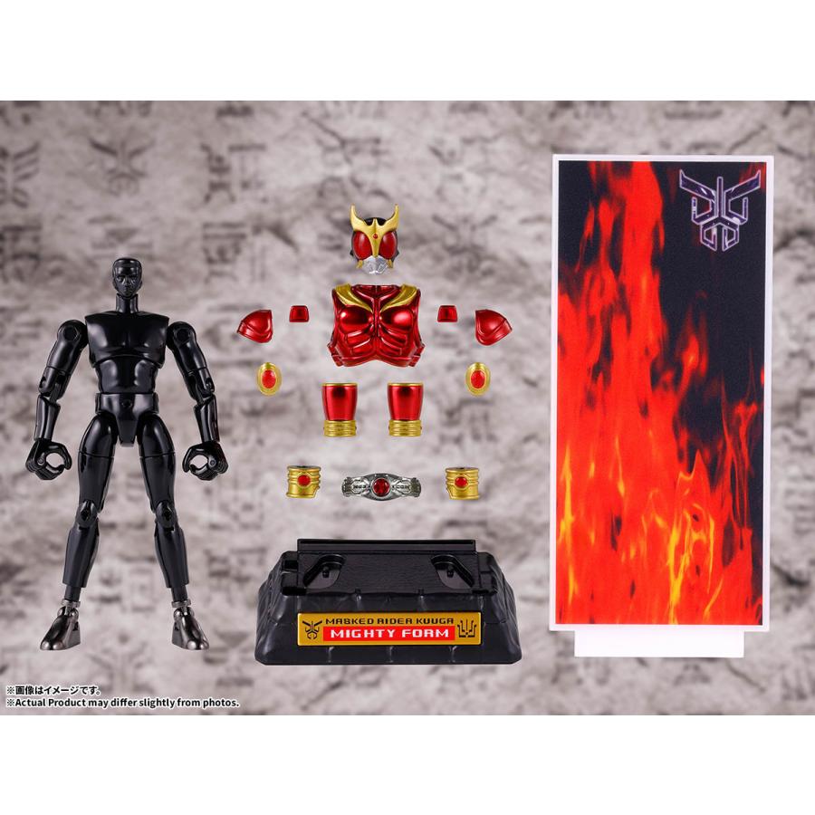 予約】【12月発売予定】装着変身 仮面ライダークウガ マイティフォーム