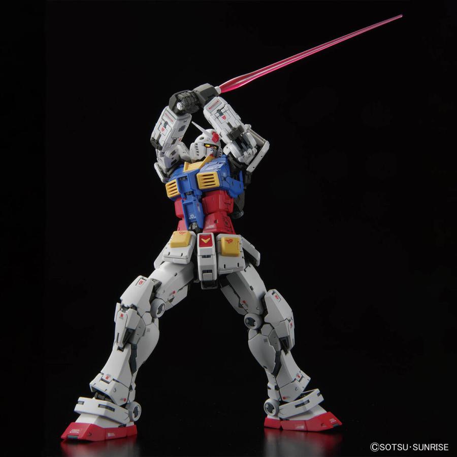 新品】RG 1/144 RX-78-2 ガンダム Ver.2.0 機動戦士ガンダム ガンプラ