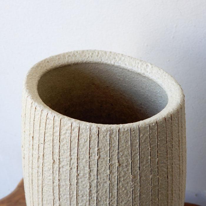 信楽焼 白釉立線花入 花びん 花瓶 陶器 焼き物 焼物 和風 ギフト