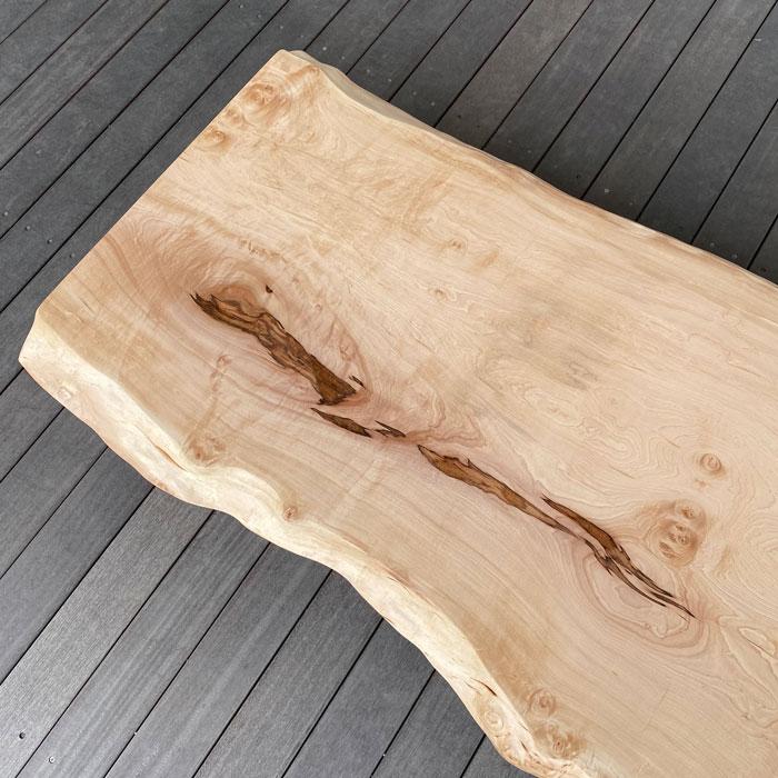 一枚板 センターテーブル 幅136cm 栃 トチ とち  無垢 北欧 木製 モダン 和モダン 高級 一枚板 テーブル 脚 木製 天然木 天板 天然木材 テーブル一枚板｜wood-itsuki｜06