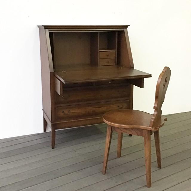 ライティングデスク 木製 机 家具☆ 札幌市 北区 屯田 ライティングデスク 木製机 在宅勤務 折り畳み式天板 幅900×奥行605×高