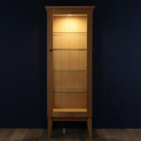 飾り棚 コレクションケース キュリオケース ダウンライト可動式棚