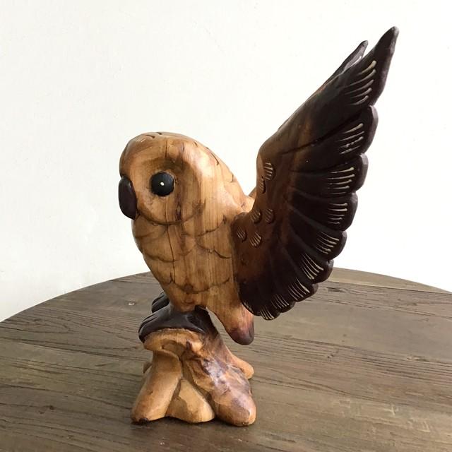 ビンテージ　フクロウ　木彫　天然木　置物　インテリア　工芸品　美術品　A1339 ビンテージ フクロウ 木彫 天然木 置物 インテリア 工芸品 美術