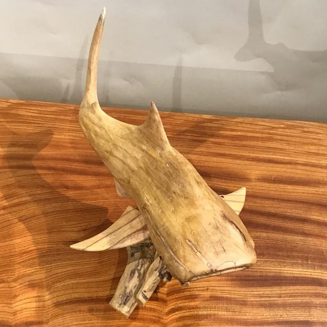 ウッドフィッシュ 木彫 オブジェ 魚 インテリア 置物 置き物 天然木