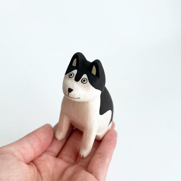 シベリアンハスキーの木彫り シベリアンハスキー 犬 ワンコ Dog