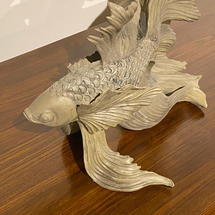 ベタの置物 ベタ 魚 金魚 フィッシュ おしゃれ オブジェ 樹脂 存在感
