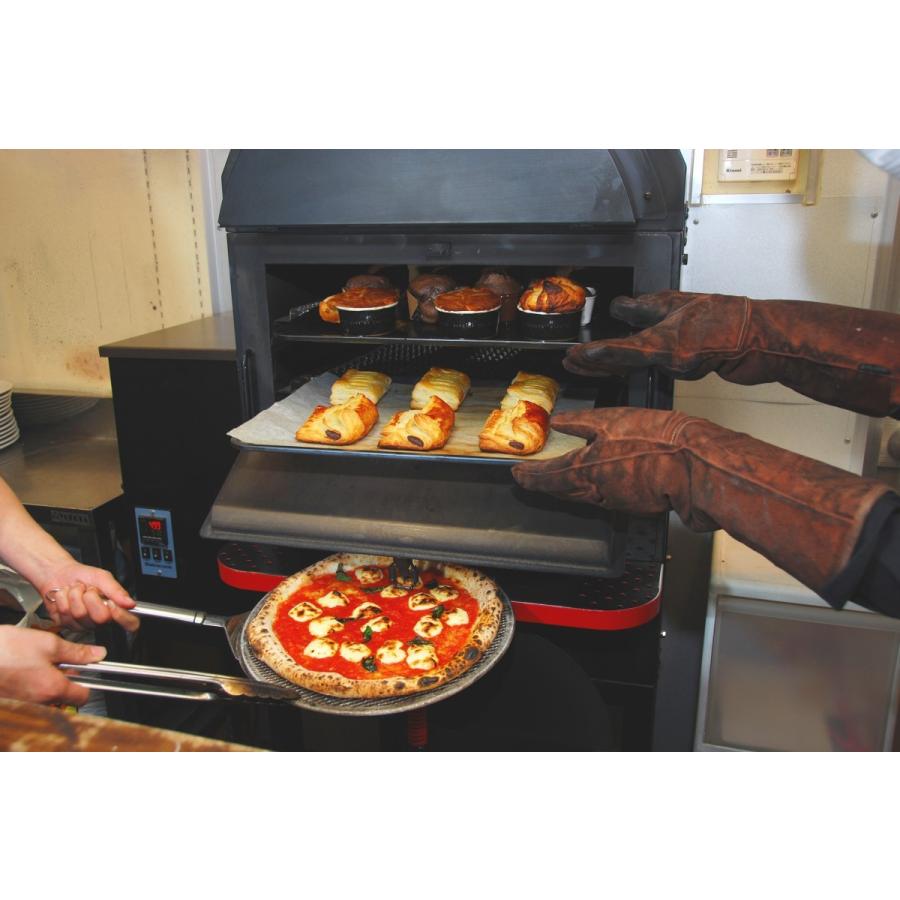 ピザ窯ベイクック「シェフ」はパン焼きオーブンがついてピザ専門店も