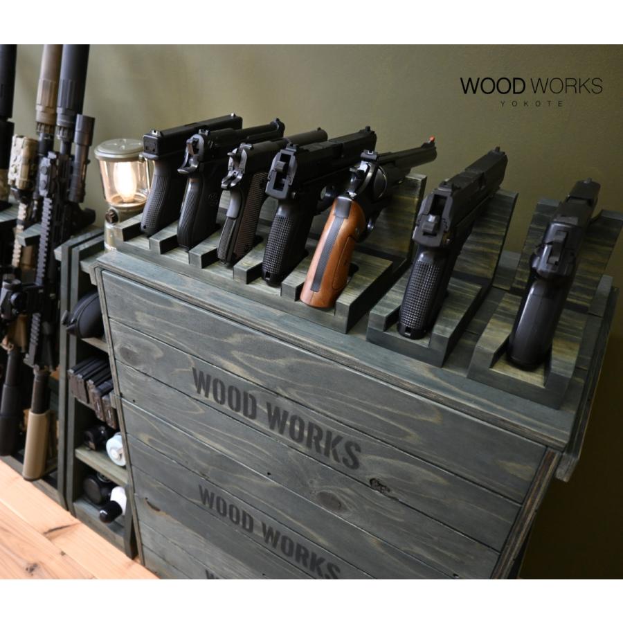 WOODWORKS ガンラック 3丁掛 (色：ミリタリーグリーン) 木製 日本製