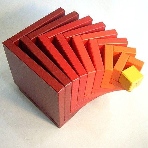 naef（ネフ） セラ 赤 正規輸入品 国産木箱おまけ付 ネフパターン