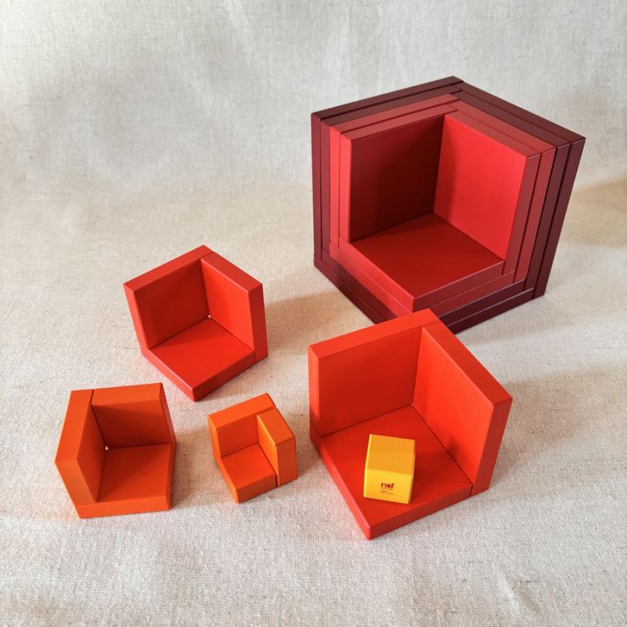 naef（ネフ） セラ 赤 正規輸入品 国産木箱おまけ付 ネフパターン