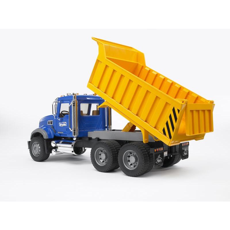 bruder ブルーダー MACK Tip up トラック BR02815 正規販売店 正規輸入品 はたらくくるま ドイツ ミニカー 乗り物 働く車 誕生日 男の子 サイズ 大きい 大きめ_2