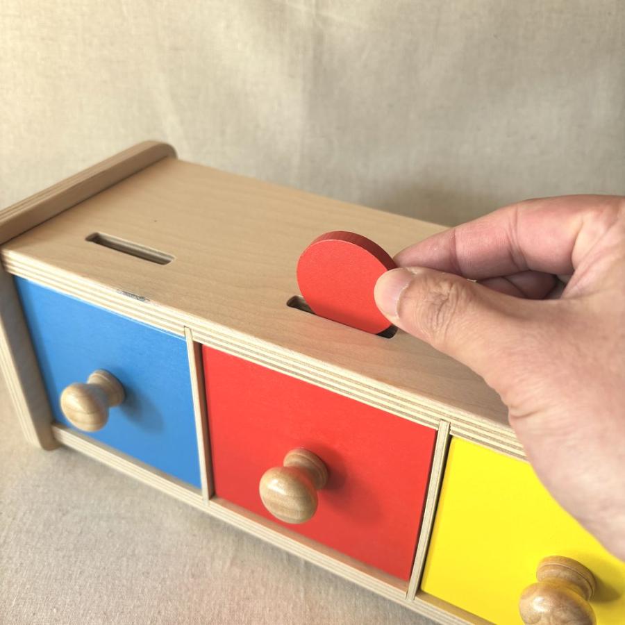 エデュコ educo コイン落とし Place the Disc 木のおもちゃ 木製玩具