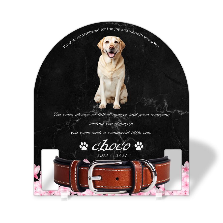 【ペットメモリアル】ペット位牌 犬 猫 名入れ おしゃれアクリルプレート オーダーメイド 首輪タイプ (サクラ, 大理石調ブラック・首輪大) | 