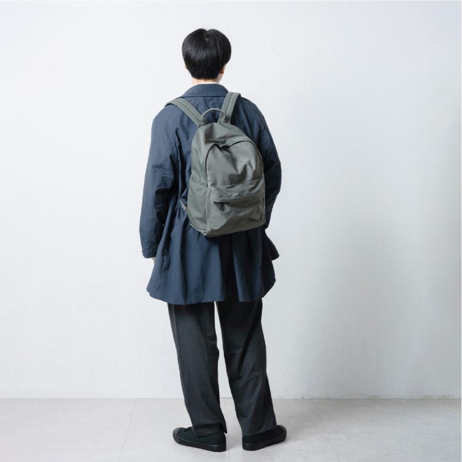 リュック レディース 通勤 パソコン a4 a4対応 きれいめ 軽量 軽い メンズ  ナイロン 軽い pc pc収納 仕切り 通学 おしゃれ 黒 AH-700 スムースデイパック | AME TO HARE | 07