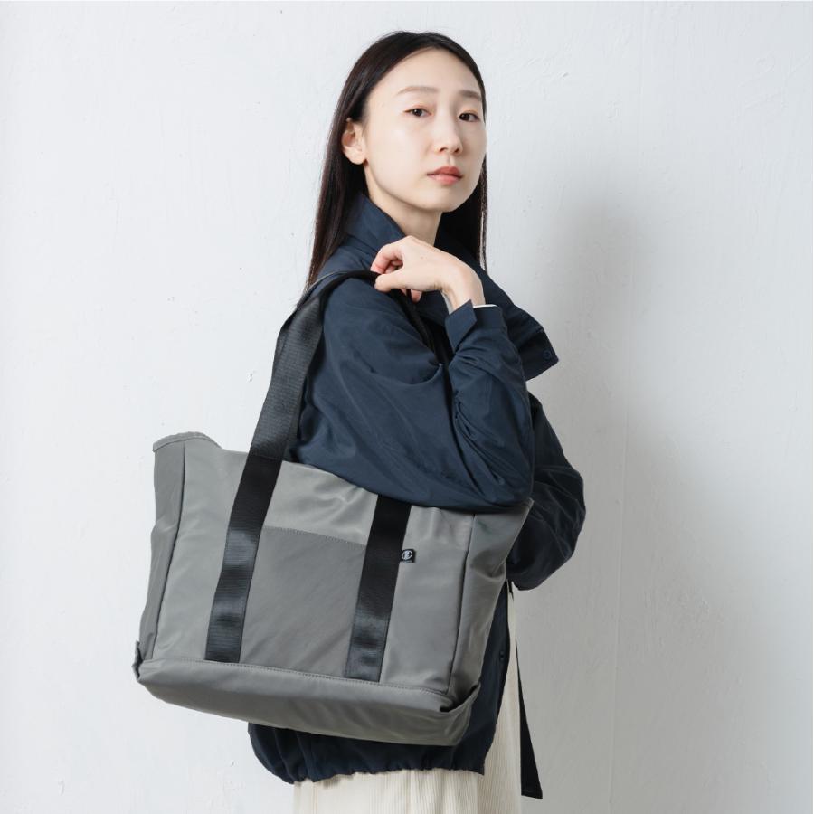 トートバッグ レディース 通勤 パソコン a4 a4対応 きれいめ 軽量 軽い メンズ  ナイロン 軽い pc pc収納 仕切り 通学 おしゃれ 黒 AH-701 スムーストート | AME TO HARE | 06
