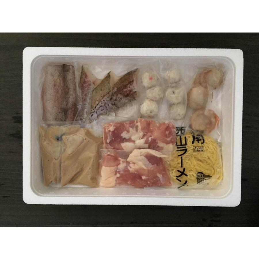 北海道 鶏白湯鍋 ぱいたん鍋 お取り寄せ お取り寄せグルメ 北海道 北海道グルメ 北海道産 鍋 具材 お鍋具材 海鮮 魚 |  | 03